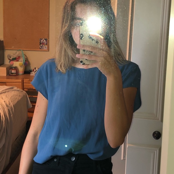 Aritzia blouse - Picture 3 of 3